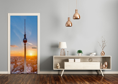 Selbstklebendes wandbild an der wand Fernsehturm