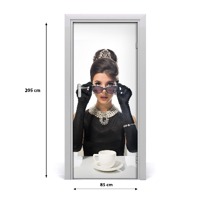 Selbstklebendes wandbild an der wand Frau in den gläsern