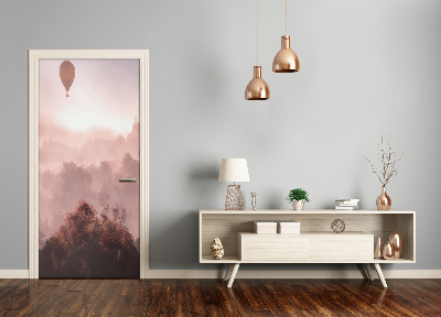 Selbstklebendes wandbild an der wand Fliegende ballon wald