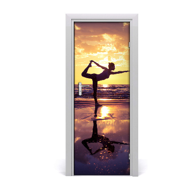 Selbstklebendes wandbild an der wand Menschen yoga am strand