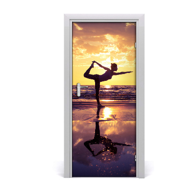 Selbstklebendes wandbild an der wand Menschen yoga am strand