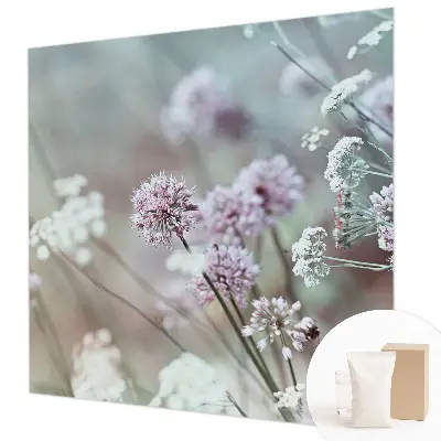 Fototapete fürs Kinderzimmer mit Motiv Wildblumen