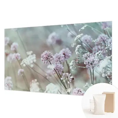 Fototapete fürs Kinderzimmer mit Motiv Wildblumen