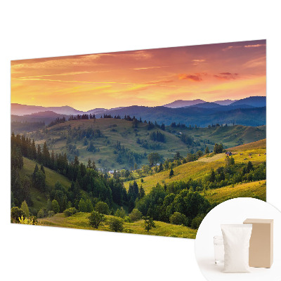 Vlies-Fototapete fürs Wohnzimmer mit einem Motiv einer Berglandschaft