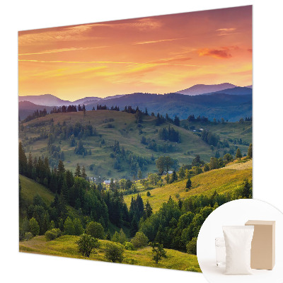 Vlies-Fototapete fürs Wohnzimmer mit einem Motiv einer Berglandschaft