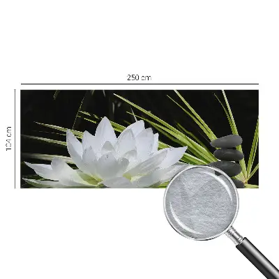 Vlies-Fototapete nach Maß mit dem Motiv „Lilienmeditation”