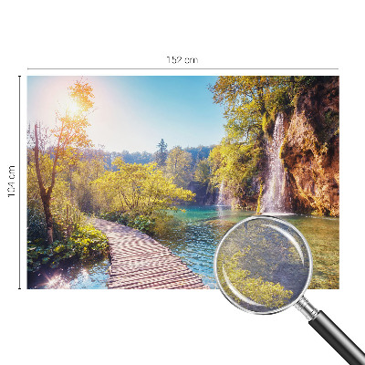 Vlies-Fototapete fürs Kinderzimmer mit einer naturnahen Landschaft