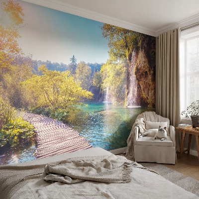 Vlies-Fototapete fürs Kinderzimmer mit einer naturnahen Landschaft