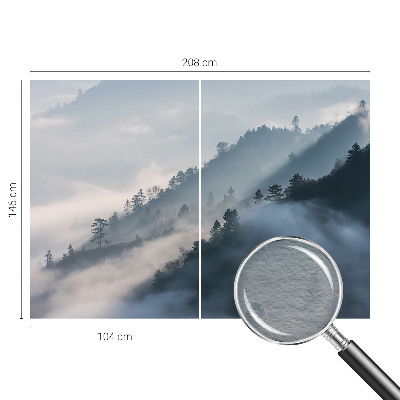 Bedruckte Vlies-Fototapete mit nebliger Landschaft als Motiv