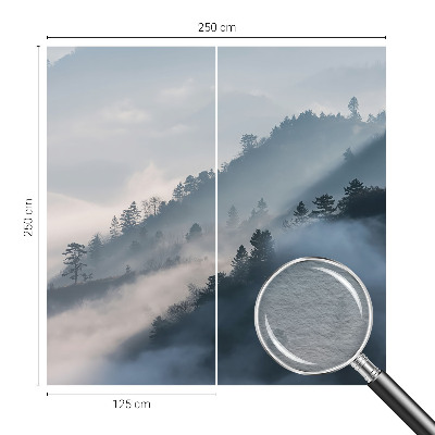 Bedruckte Vlies-Fototapete mit nebliger Landschaft als Motiv