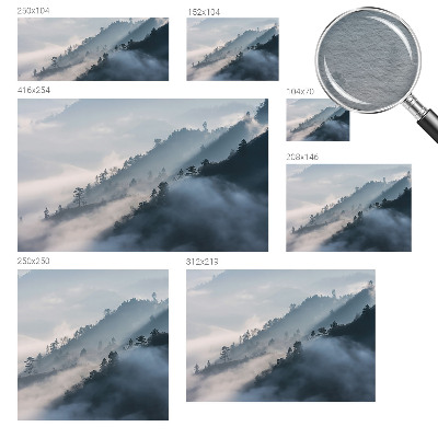 Bedruckte Vlies-Fototapete mit nebliger Landschaft als Motiv