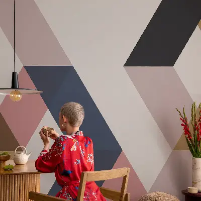 Vlies-Fototapete fürs Wohnzimmer mit buntem Rautenmuster