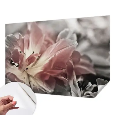 Selbstklebende Fototapete fürs Kinderzimmer mit pastellfarbener Blumenoptik