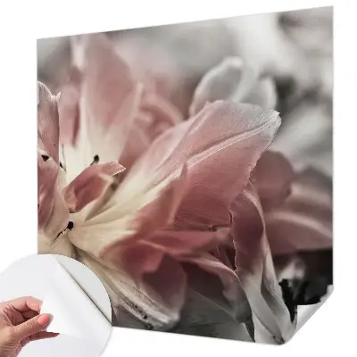 Selbstklebende Fototapete fürs Kinderzimmer mit pastellfarbener Blumenoptik