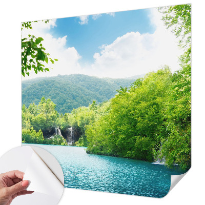 Motivtapete nach Maß mit einem natürlichen Wasserfallmotiv