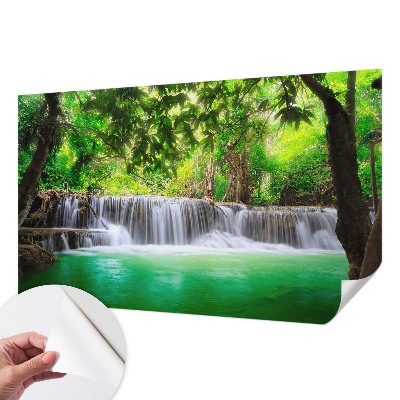 Fototapete in 3D-Optik mit Motiv eines Waldwasserfalls