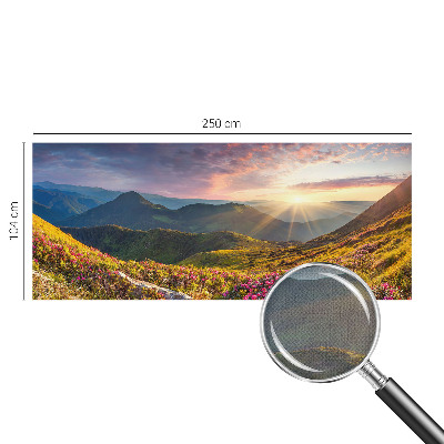 Selbstklebende Fototapete fürs Schlafzimmer mit Bergpanorama