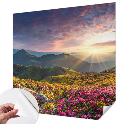 Selbstklebende Fototapete fürs Schlafzimmer mit Bergpanorama