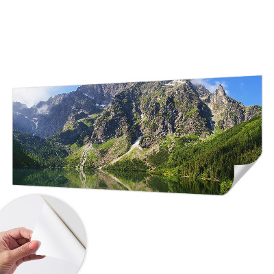 Motivtapete fürs Wohnzimmer mit malerischem Bergmotiv