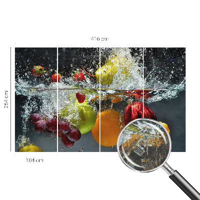 Selbstklebende Fototapete mit einem Motiv von Früchten im Wasser
