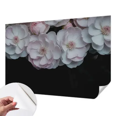 Motivtapete fürs Wohnzimmer mit einem zarten Blumenstrauß