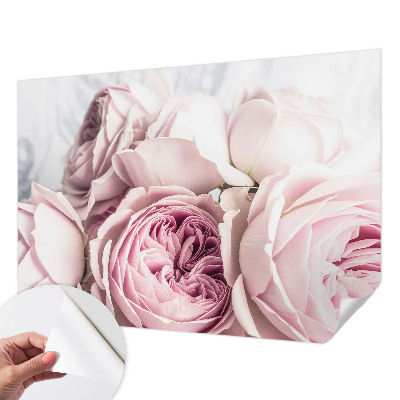 Motivtapete fürs Wohnzimmer mit rosa Rosenmuster