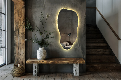 Unregelmäßig geformter Spiegel modern mit LED-Beleuchtung