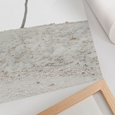 Wandposter Einsamer Baum vor hellem Hintergrund, Minimalismus