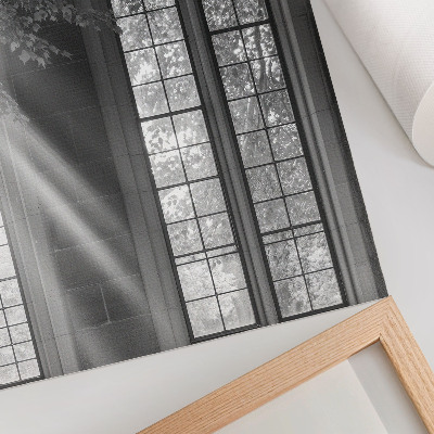 Poster Alte gotische Fenster – Licht lässt Geheimnisse lauern