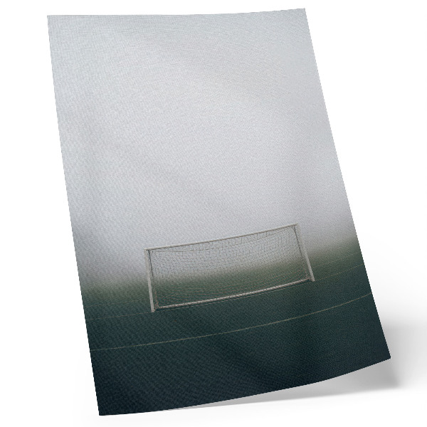 Wandposter Tor auf dem Spielfeld, Nebel, Ruhe, Minimalismus