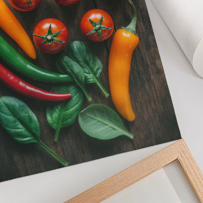 Wandposter Leuchtendes Gemüse auf dunklem, rustikalem Hintergrund