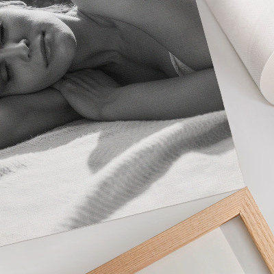 Wandposter Elegantes Porträt einer Frau in Schwarzweiß