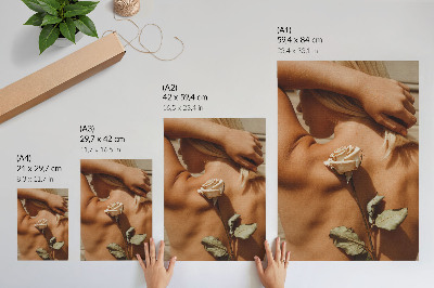 Poster Die Zartheit des Körpers und der Natur in einem minimalistischen Ansatz