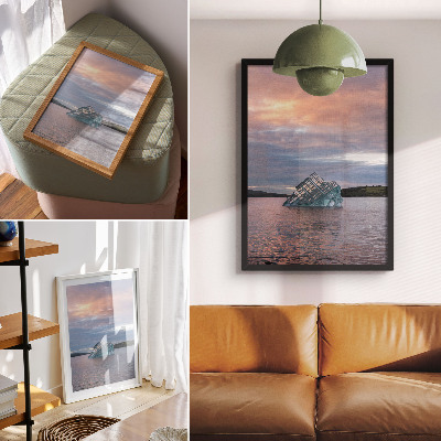 Wandposter Glasstruktur im Wasser unter dem Himmel
