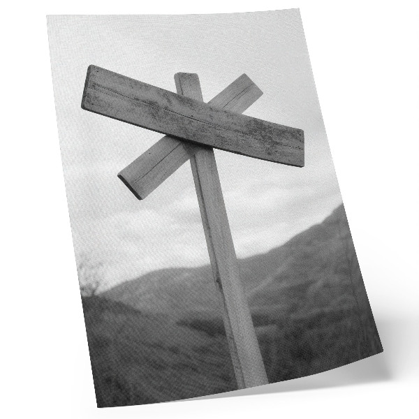 Poster Holzschild mit Berglandschaft im Hintergrund in Schwarzweiß