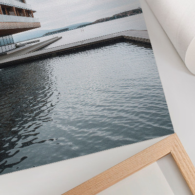 Wandposter Modernes Gebäude am Wasser, Minimalismus, Holz, Glas