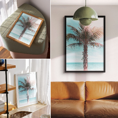 Wandposter Palme über dem azurblauen Meer, samtener Himmel, tropisch