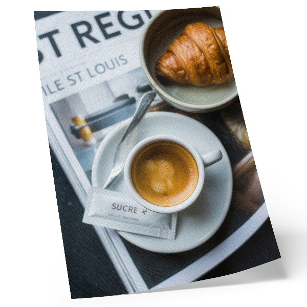 Kunstdruck leinwand Schwarz-Weiß-Hintergrund, Kaffeecroissant, Eleganz, Entspannung