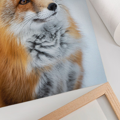 Poster Porträt eines fröhlichen Fuchses in winterlicher Umgebung