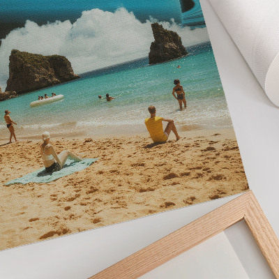 Wandposter Strand mit Planet über dem Wasser an einem sonnigen Tag