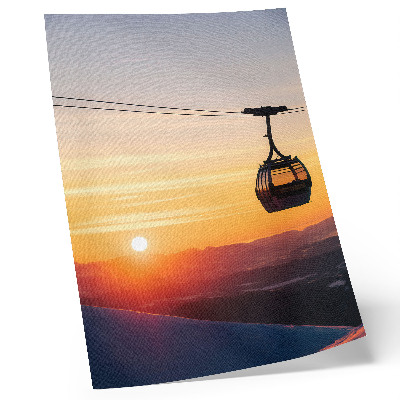 Poster Seilbahnfahrt bei Sonnenuntergang in den Bergen