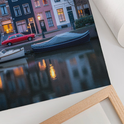 Poster Bunte Mietshäuser, Abendstimmung, spiegeln sich im Wasser