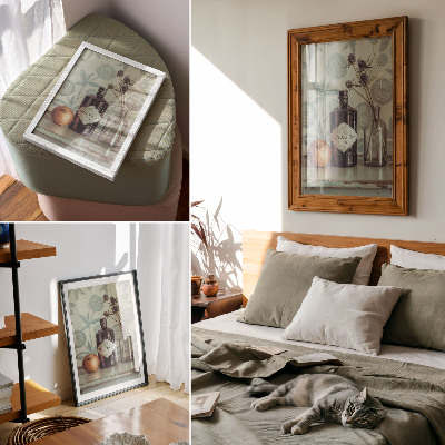 Kunstdruck leinwand Eine Flasche mit einem Blumenmuster im Hintergrund