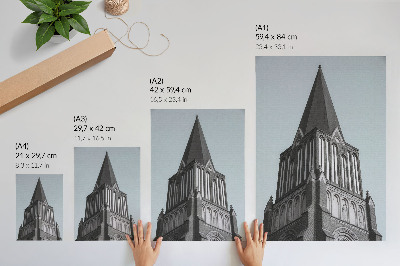 Wandposter Hoch aufragendes gotisches Turm-Einzelhandelsgebäude