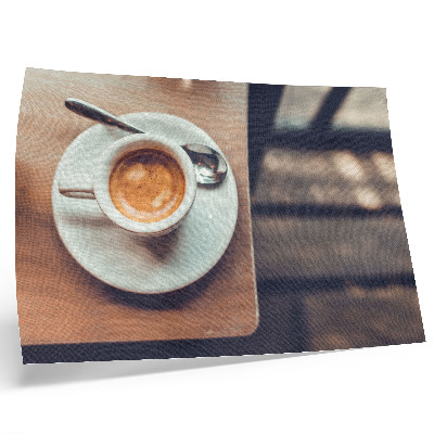 Kunstdruck poster Eine Tasse Espresso auf einem Holztisch, Kontraste