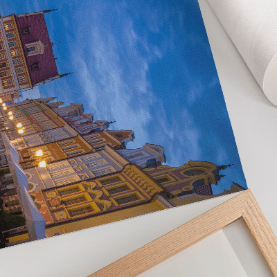 Poster kunstdruck Historische Mietshäuser am Abend im bunten Licht