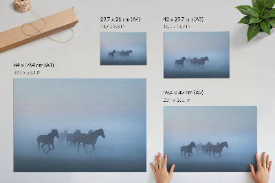 Poster kunstdruck Pferde im Nebel, eine beruhigende Komposition voller Frieden