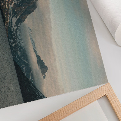 Poster Monumentale Berge im Schatten von Frieden und Wolken