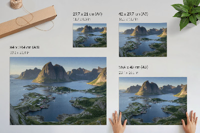 Kunstdruck poster Berge und eine ruhige Bucht mit bunten Häusern