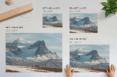 Kunstdruck poster Malerische Berge, friedliche Rentiere, Winterlandschaft